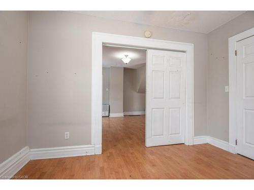 40 Krug Street, Kitchener, ON - Indoor Photo Showing Other Room