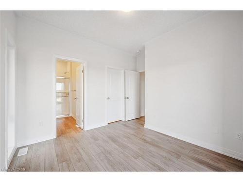 123 Reverie Way, Kitchener, ON - Indoor Photo Showing Other Room