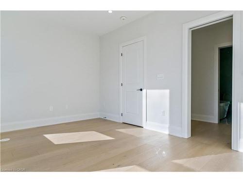 3-138 East Street, Oakville, ON - Indoor Photo Showing Other Room