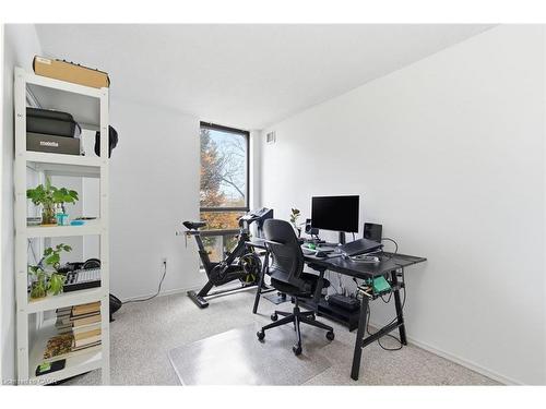 502-222 Jackson Street W, Hamilton, ON - Indoor Photo Showing Office