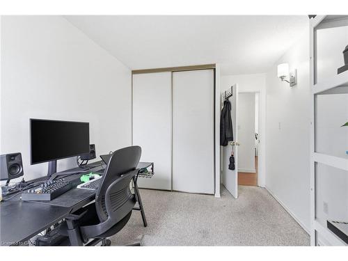 502-222 Jackson Street W, Hamilton, ON - Indoor Photo Showing Office