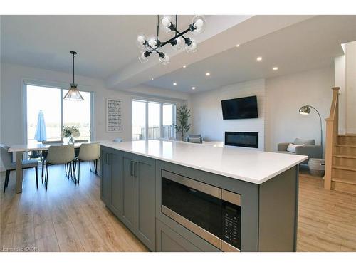 100 Bedrock Drive, Hamilton, ON - Indoor