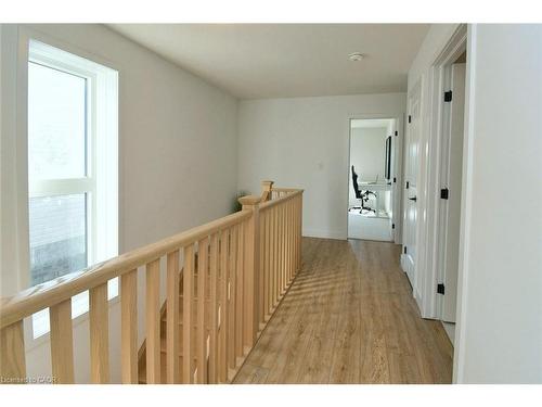 100 Bedrock Drive, Hamilton, ON - Indoor Photo Showing Other Room