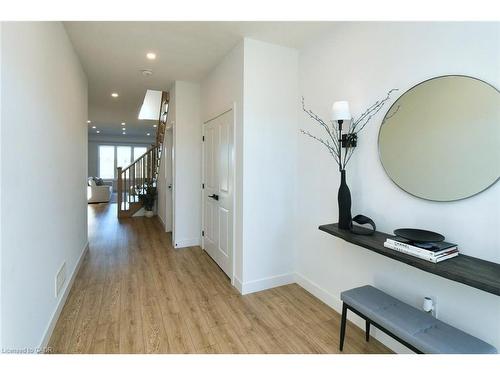 100 Bedrock Drive, Hamilton, ON - Indoor Photo Showing Other Room