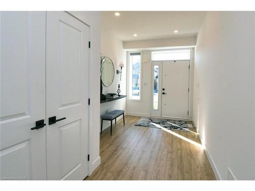 100 Bedrock Drive, Hamilton, ON - Indoor Photo Showing Other Room