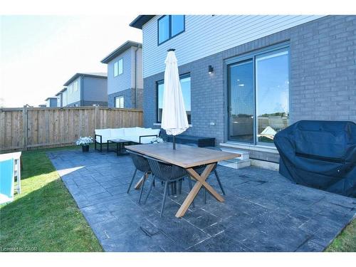 100 Bedrock Drive, Hamilton, ON - Outdoor With Deck Patio Veranda