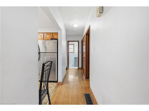 20 Nelligan Place, Hamilton, ON - Indoor