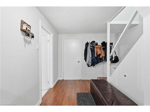 20 Nelligan Place, Hamilton, ON - Indoor Photo Showing Other Room