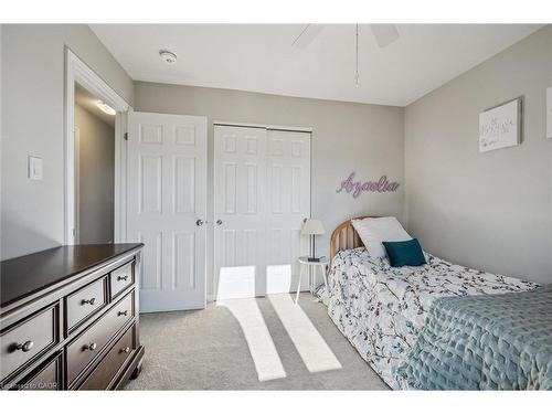 16 Edward Street, Cambridge, ON - Indoor Photo Showing Bedroom
