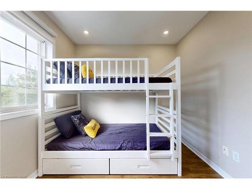 2-2333 Walker'S Line, Burlington, ON - Indoor