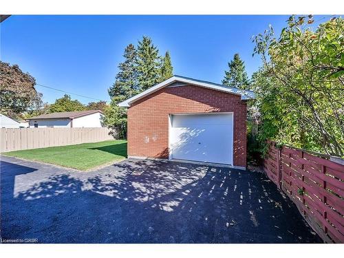 1-175 East 45Th Street, Hamilton, ON - Outdoor