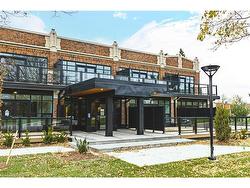 301-555 Sanatorium Road  Hamilton, ON L9C 2B1