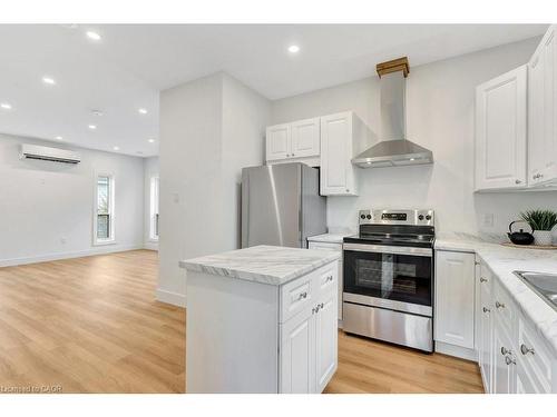 C-67 Kimberly Crescent, Kitchener, ON - Indoor Photo Showing Kitchen With Upgraded Kitchen