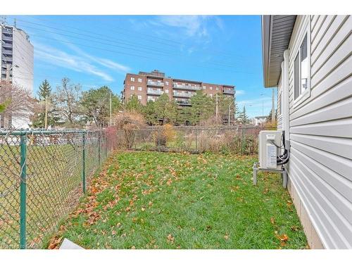 C-67 Kimberly Crescent, Kitchener, ON - Outdoor