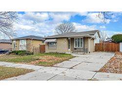 48 Arbutus Crescent  Stoney Creek, ON L8J 1M8