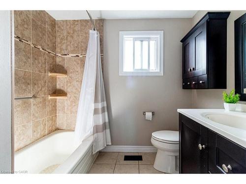 48 Arbutus Crescent, Stoney Creek, ON - Indoor Photo Showing Bathroom