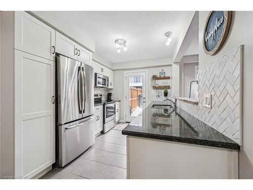 61 Miranda Path, Elmira, ON - Indoor Photo Showing Kitchen