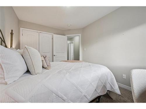61 Miranda Path, Elmira, ON - Indoor Photo Showing Bedroom