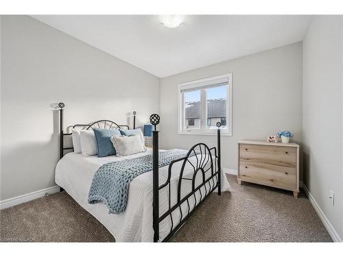 61 Miranda Path, Elmira, ON - Indoor Photo Showing Bedroom