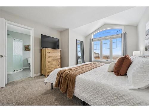 61 Miranda Path, Elmira, ON - Indoor Photo Showing Bedroom