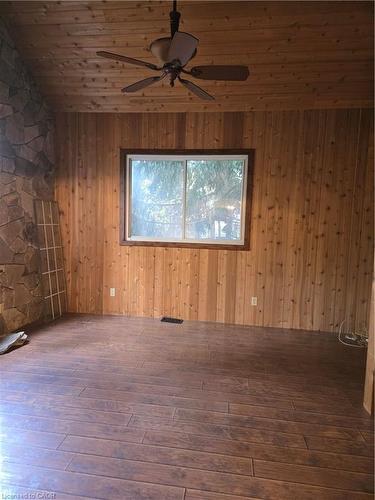 164 Thorold Road, Thorold, ON - Indoor Photo Showing Other Room