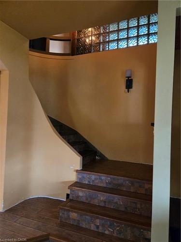 164 Thorold Road, Thorold, ON - Indoor Photo Showing Other Room