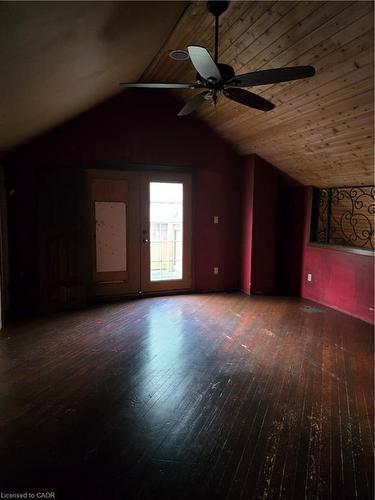 164 Thorold Road, Thorold, ON - Indoor Photo Showing Other Room