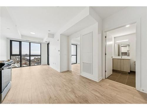 716-720 Whitlock Avenue, Milton, ON - Indoor