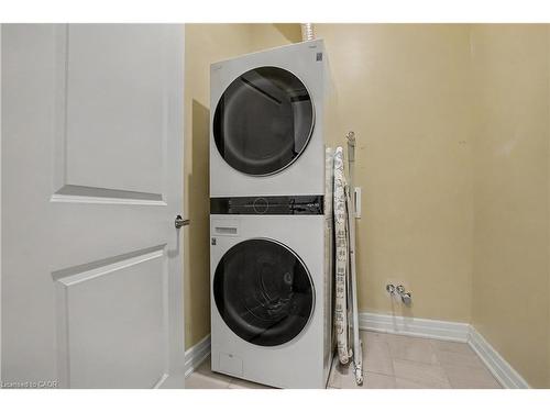 006-39 Sister Varga Terrace, Hamilton, ON - Indoor Photo Showing Laundry Room