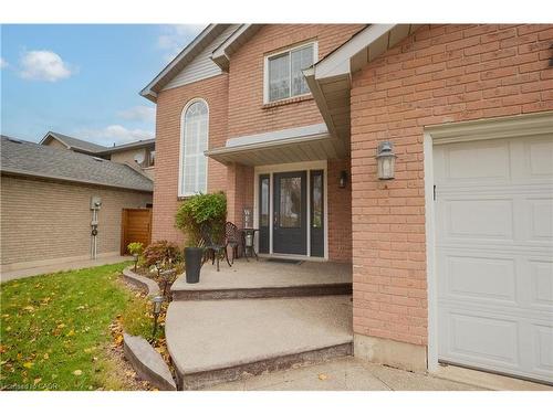 139 Brigade Drive, Hamilton, ON - Outdoor