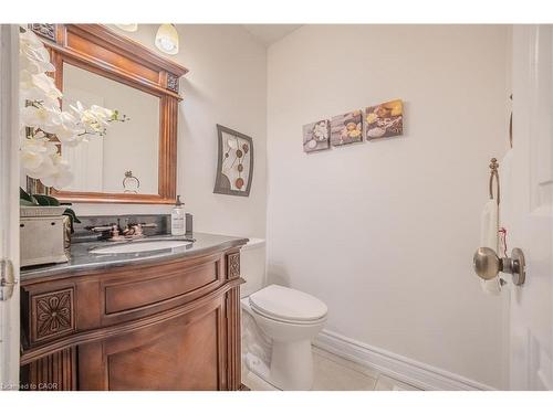 139 Brigade Drive, Hamilton, ON - Indoor Photo Showing Bathroom