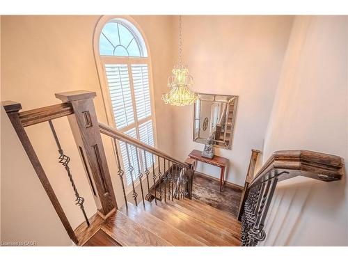 139 Brigade Drive, Hamilton, ON - Indoor Photo Showing Other Room