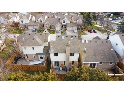 3-5255 Lakeshore Road, Burlington, ON - Outdoor