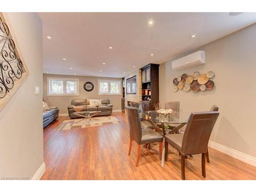 67 Inwood Crescent, Kitchener, ON - Indoor Photo Showing Dining Room