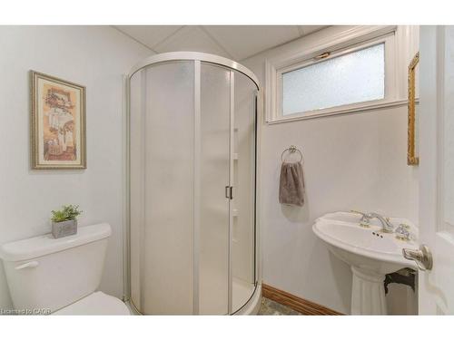 67 Inwood Crescent, Kitchener, ON - Indoor Photo Showing Bathroom