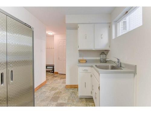 67 Inwood Crescent, Kitchener, ON - Indoor Photo Showing Kitchen