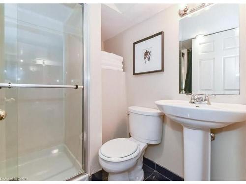1-184 Weber Street E, Kitchener, ON - Indoor Photo Showing Bathroom