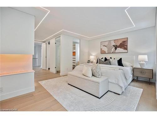 1657 Glenvista Drive, Oakville, ON - Indoor Photo Showing Bedroom