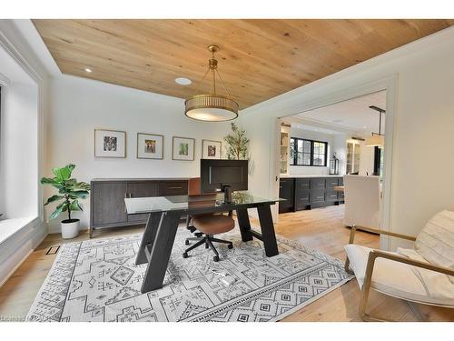 1489 Mildmay Court, Mississauga, ON - Indoor Photo Showing Other Room