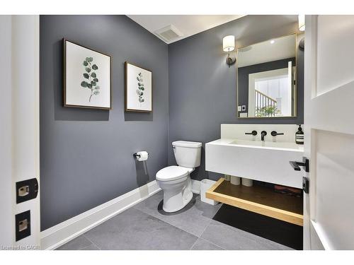 1489 Mildmay Court, Mississauga, ON - Indoor Photo Showing Bathroom