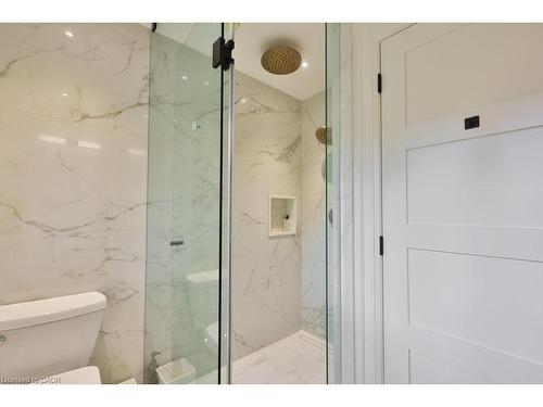 1489 Mildmay Court, Mississauga, ON - Indoor Photo Showing Bathroom