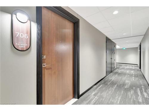 706-525 New Dundee Road, Kitchener, ON - Indoor Photo Showing Other Room