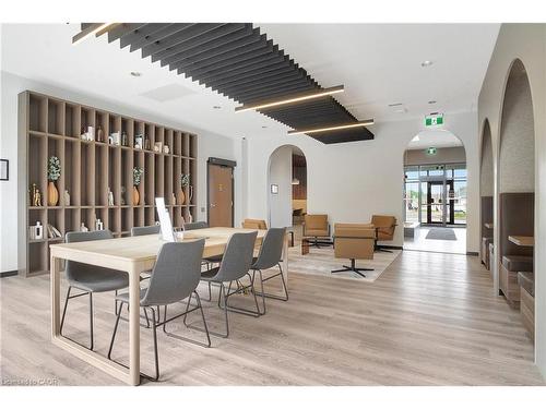 706-525 New Dundee Road, Kitchener, ON - Indoor