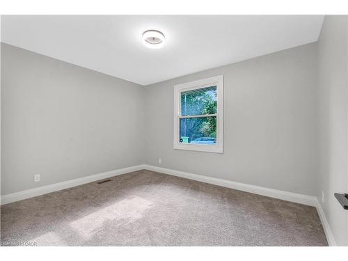 Upper-206 Shelley Drive, Kitchener, ON - Indoor Photo Showing Other Room