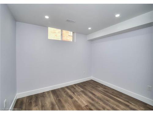 Lower-550 Rush Meadow Crescent, Kitchener, ON - Indoor