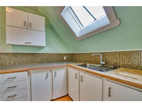 3-183 James Street S, Hamilton, ON - Indoor Photo Showing Kitchen