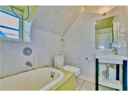 3-183 James Street S, Hamilton, ON - Indoor Photo Showing Bathroom