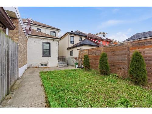 40 Fullerton Avenue, Hamilton, ON - Outdoor