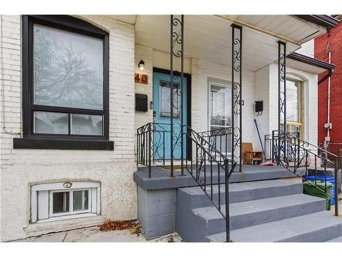 40 Fullerton Avenue, Hamilton, ON - Outdoor