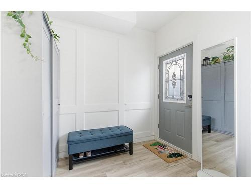 40 Fullerton Avenue, Hamilton, ON - Indoor Photo Showing Other Room